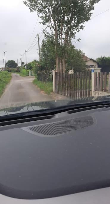 Ravissant T2, Cl 3 Etoiles, 3 Pers Et 1 Enf , 3 Lits, Parking Et Patio Lejlighed Saint-Sever  Eksteriør billede